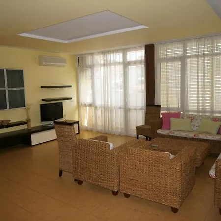 아파트호텔 엘리트 3*