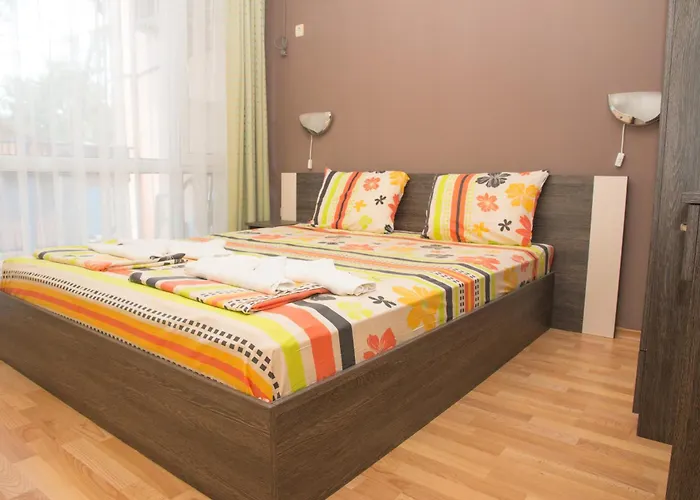 Elite Aparthotel