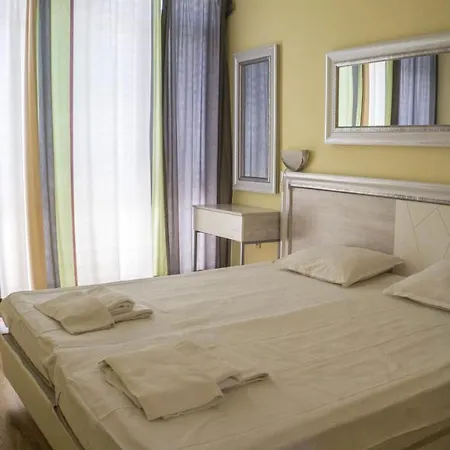 Elite アパートホテル サニービーチ