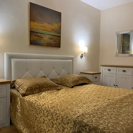 アパートホテル Elite サニービーチ